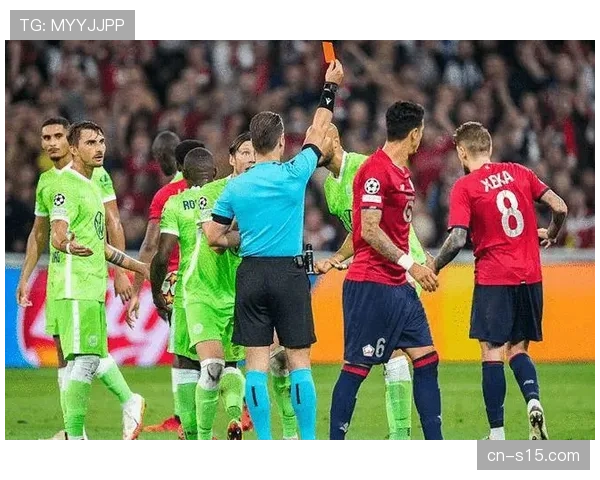 法甲裁判技术引入VAR，争议判罚数量下降