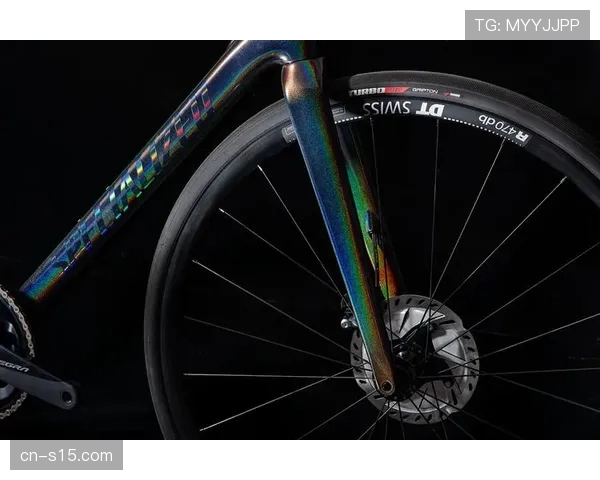 “石头路专家”特尼森,从小镇车手到巴黎-鲁贝热门