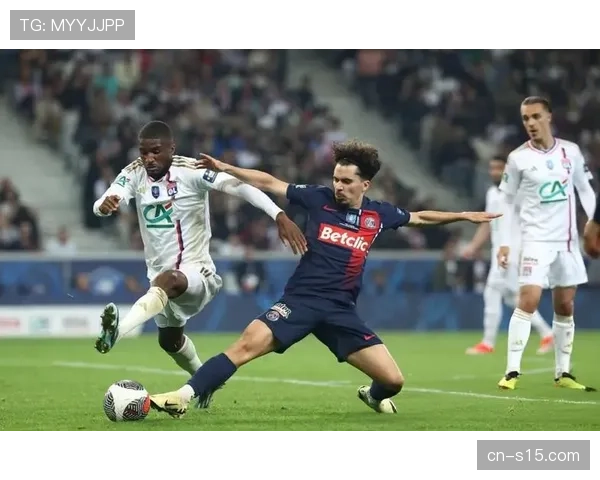 法国杯半决赛：里昂加时赛3-2险胜雷恩，决赛会师巴黎